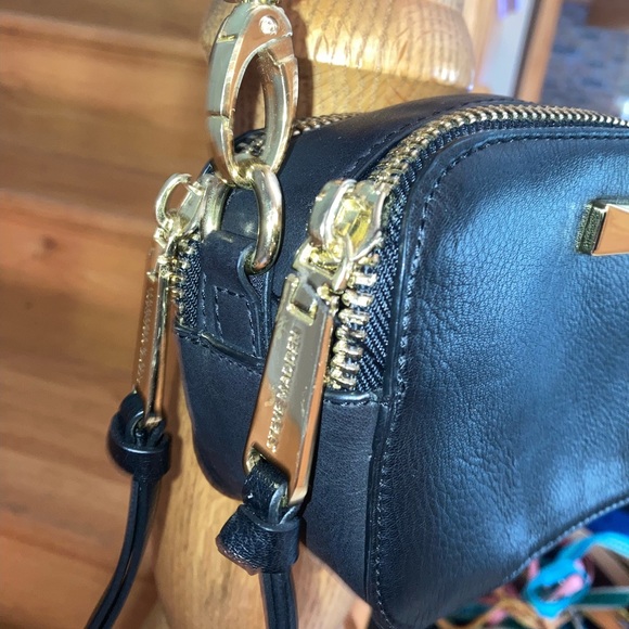 Steve Madden cross body bag - Picture 6 of 9